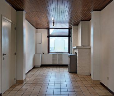 Gezellige stadswoning te huur met ruime garage en parking! - Photo 5