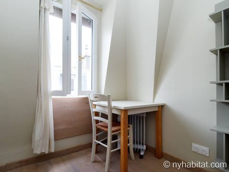 Logement à Paris, Location meublée - Photo 2