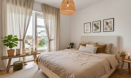 Stilfuld 2-værelses lejlighed med egen terrasse og stor stue - Photo 4