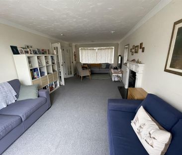 Roundhill Close, Market Harborough - Photo 6