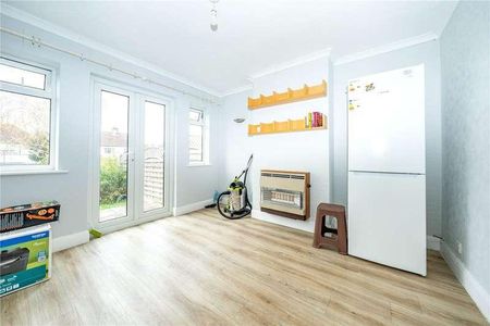 Elm Grove, Maidstone, ME15 - Photo 2