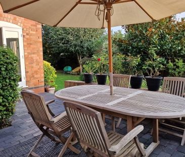4 bedroom semi-detached house to rent - Photo 4