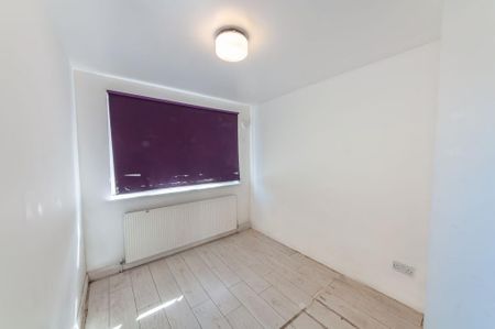 4 bedroom property to rent - Photo 5