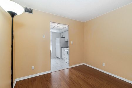 For Lease - 155 Hillcrest Avenue Unit# 1916, Mississauga, Ontario - Photo 3