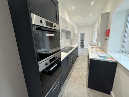 Melbourne Street, Fulford - P10887 - Photo 2