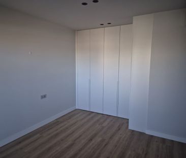 2 room luxury Flat for rent in Faro, Distrito de Faro - Photo 5