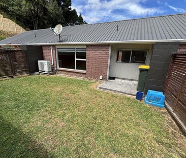Newly Renovated One Bedroom Unit - Photo 5