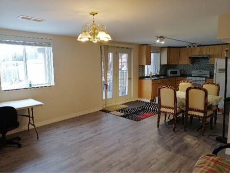 22 Clairfields Dr W, Guelph - Photo 2