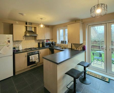 3 bedroom terraced house to rent - Photo 4