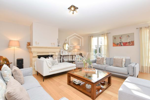 Tout savoir sur cette maison à Orgeval - Photo 1