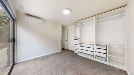 24 Erica Ave, Glen Iris - Photo 5