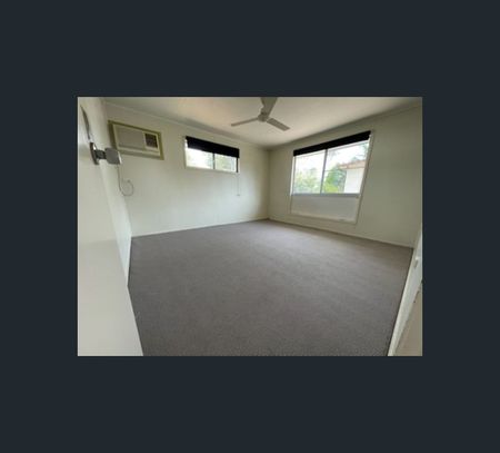 3 Archer Drive, Moranbah, Qld 4744 - Photo 3
