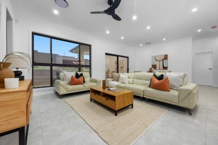 38 Fig Crescent, Edgeworth. - Photo 3