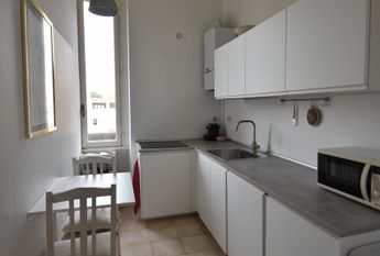 TRASTEVERE - TRILOCALE ARREDATO