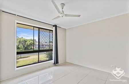 Spacious 3 Bedroom family home located in Morayfield - Photo 5