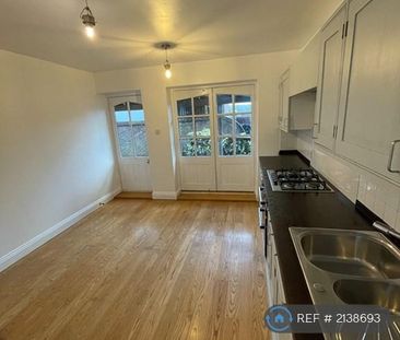 3 bedroom detached house to rent - Photo 6