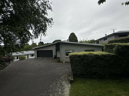 Simply stunning and super private - Photo 2