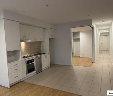 Modern Living on Cheltenham Road in Convenient Dandenong Location - Photo 4