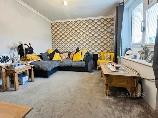 3 bedroom house to rent Elgar Avenue, Malvern, WR14 - Photo 1