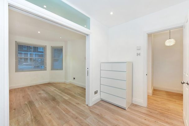 4 bedroom flat to rent - Photo 1