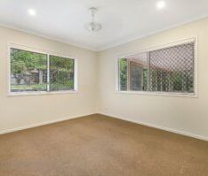 8b Chatswood Court, Robina QLD 4226 - Photo 2