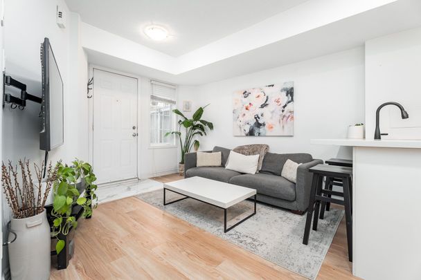 For Lease - 11 Niagara Street Unit# 32, Toronto, Ontario - Photo 1