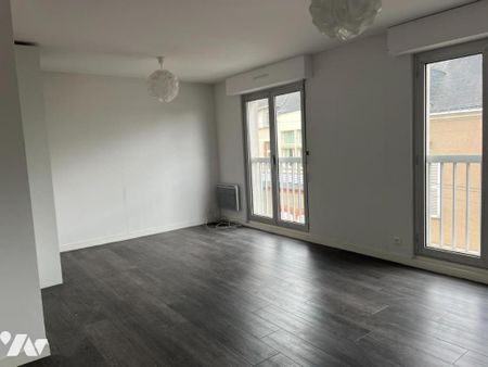 APPARTEMENT - LAVAL - Photo 3