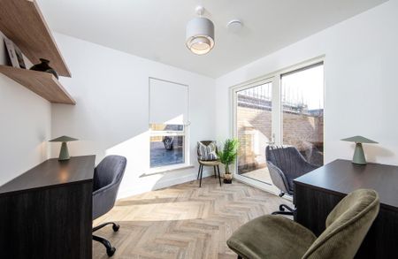 4 bedroom terraced house to rent - Photo 2