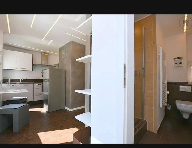 Modern möblierte 1,5- Zimmer Wohnung in Stuttgart West - Photo 1