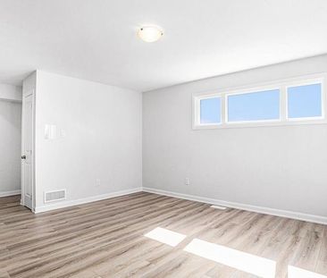 For Lease - 401 GLENROY GILBERT Drive Unit# 16, Barrhaven, Ontario - Photo 5