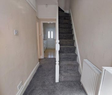 3 bedroom terraced house to rent - Photo 6