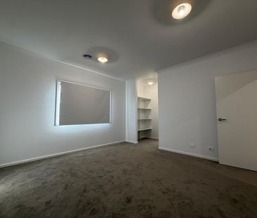 🏡 Modern Family Living in Prime Tarneit Location – 4 Andria Drive, ... - Photo 5