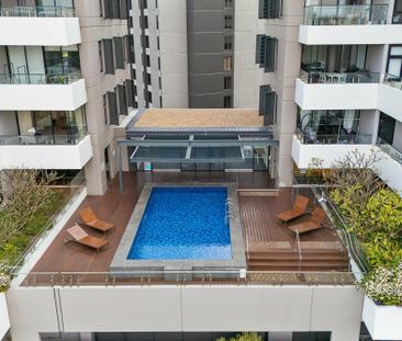 Executive Apartment with Stunning Panorama - Photo 1
