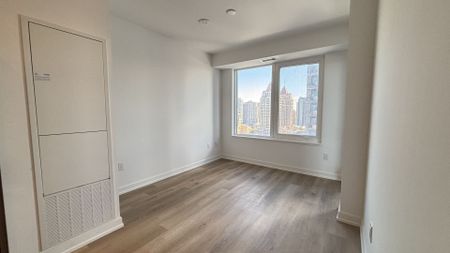 For Lease - 395 Square One Drive Unit# 1606, Mississauga, Ontario - Photo 4