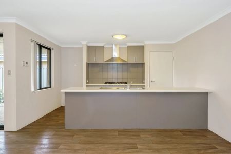 17 Harvey Crescent, South Yunderup. - Photo 3