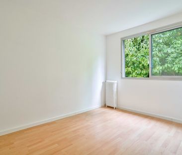 Appartement Sevres-4 pièces-balcon - Photo 1