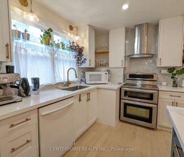 Detached Home For Lease | N9235799 - Photo 3