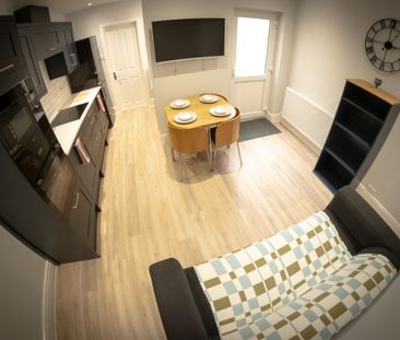 4x Double Rooms, near RHS and City Centre. - Photo 5