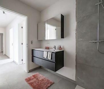 Appartement te huur - Photo 1