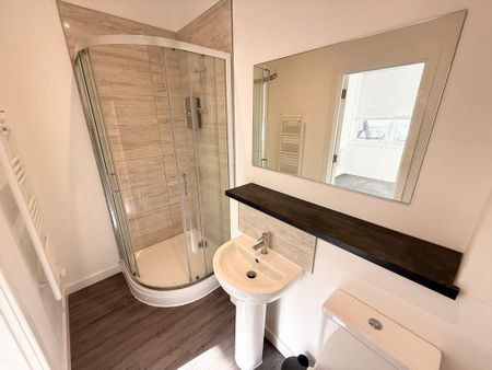 2 bedroom apartment to rent - Photo 5