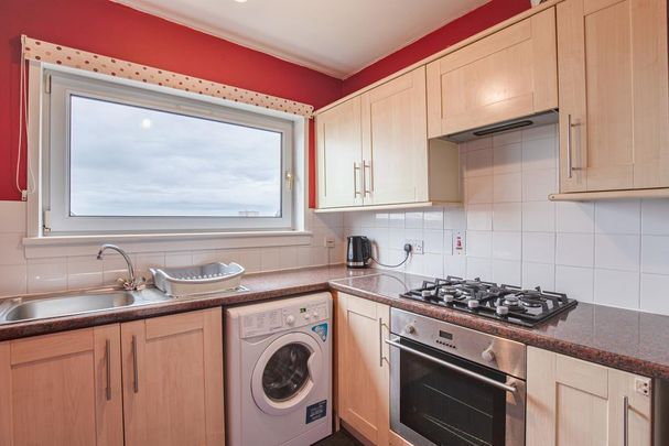 2 bedroom barn conversion to rent - Photo 1