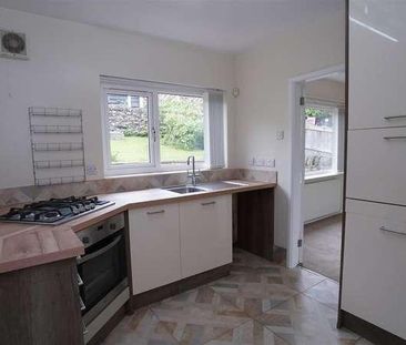 Summerbridge Drive, Eccleshill, Bradford, BD10 - Photo 6