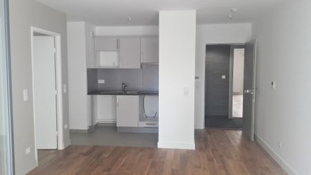 location Appartement T2 DE 39.83m² À MAISONS-ALFORT - Photo 3