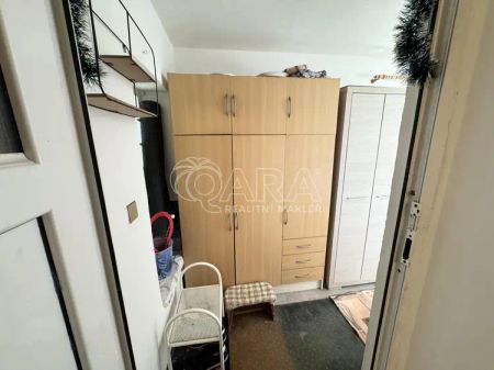 Pronájem bytu 2+kk v Doksech u Kladna - Photo 4