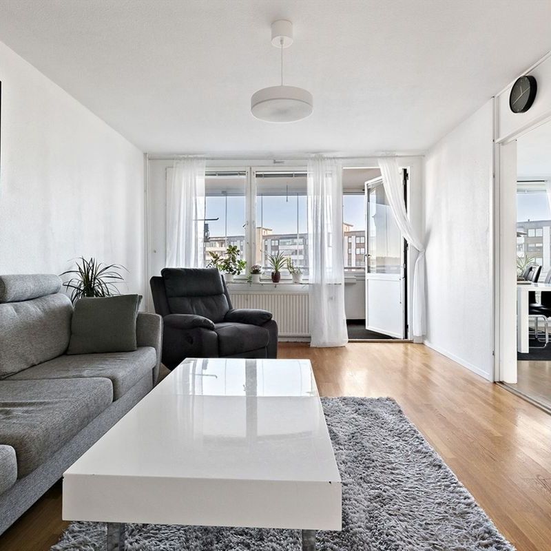 Aspnäsvägen, Järfälla - Photo 1