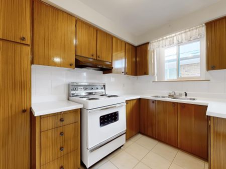 For Lease - 26 Starview Drive Unit# Upper, Toronto, Ontario - Photo 3