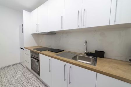 Carrer de la Mare de Déu de Port, Barcelona, Catalonia 08038 - Photo 3