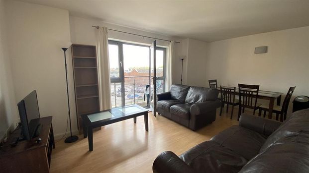 2 bedroom apartment to rent - Photo 1