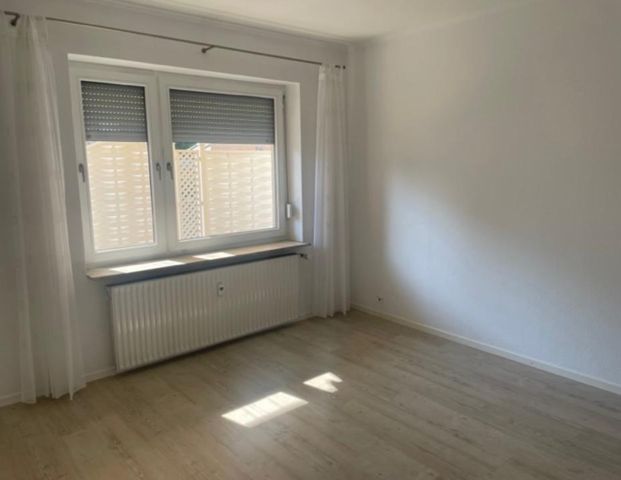 A H L T E N Frei EG Einbauküche Terrasse Garten Haus/Wohnung 1 A - Foto 1