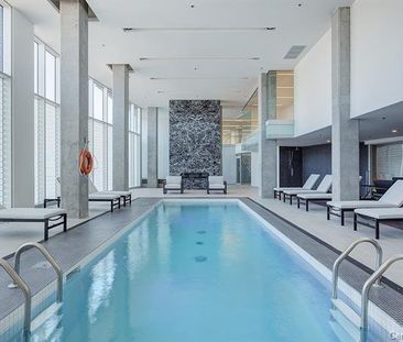 360 Rue Atateken, Montréal (Ville-Marie), QC H2L - Photo 4